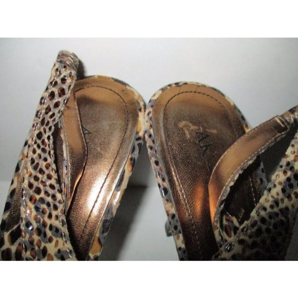 *Anne Klein Taupe Glossy Lizard Print Open Toe - Picture 2 of 9
